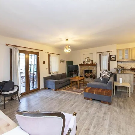 Separate With Garden And Terrace In Bodrum Gümbet